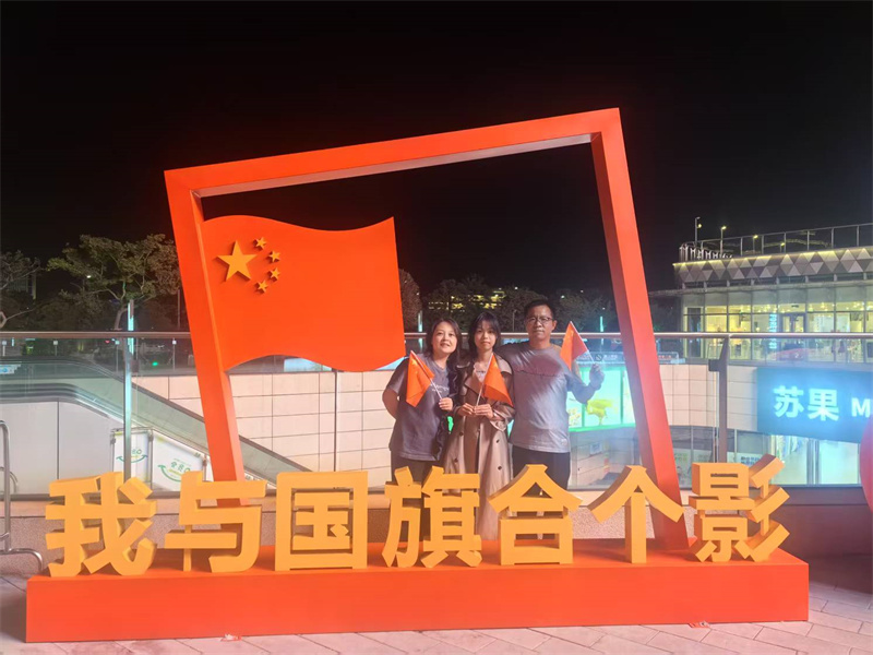 【我身边的家风故事】靖江市王斐家庭：家风如灯 照我前行